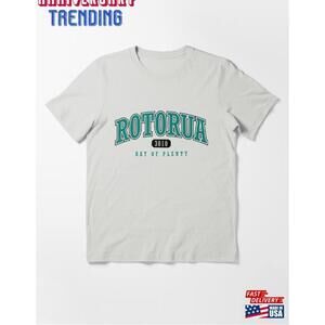 Rotorua Bay Of Plenty University College Rugby Essential Tshirt Classic Unisex